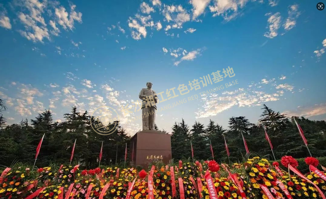 毛主席与韶山“小哨兵”的动人故事