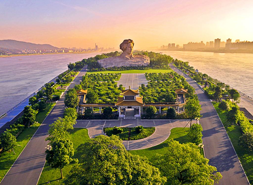 1770428245106526.jpg 长沙橘子洲头.jpg