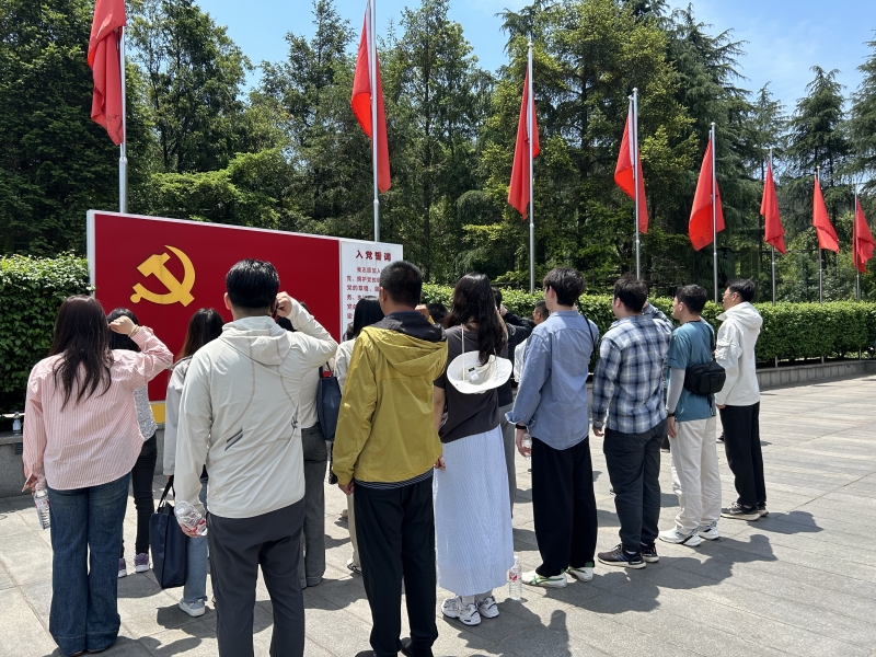 1770428262918733.jpg 1747624997771000.jpg